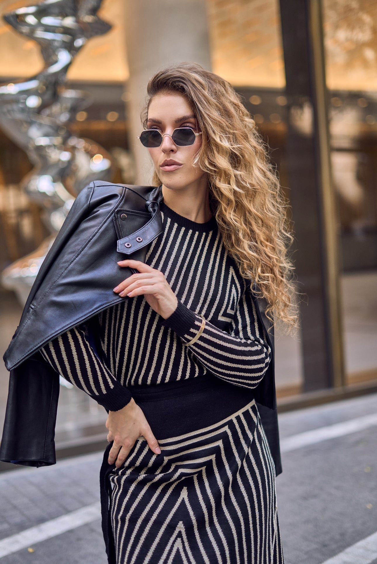 TAO BLACK-GOLD SARI AND SWEATER SET