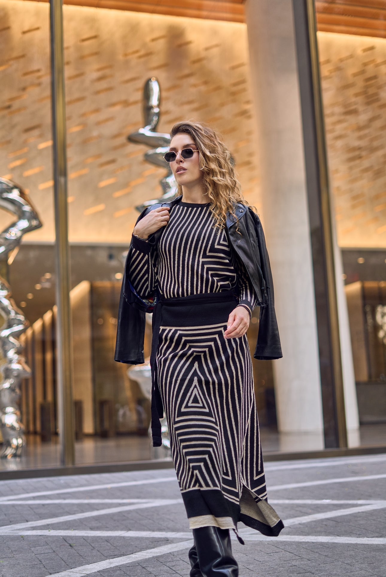 TAO BLACK-GOLD SARI AND SWEATER SET